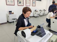 开展中医文化专题宣讲和中医药互动体验