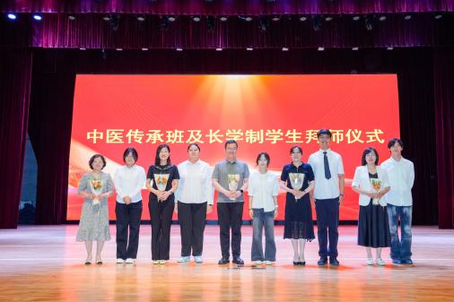 校dafabet大发黄金版正规渠道书