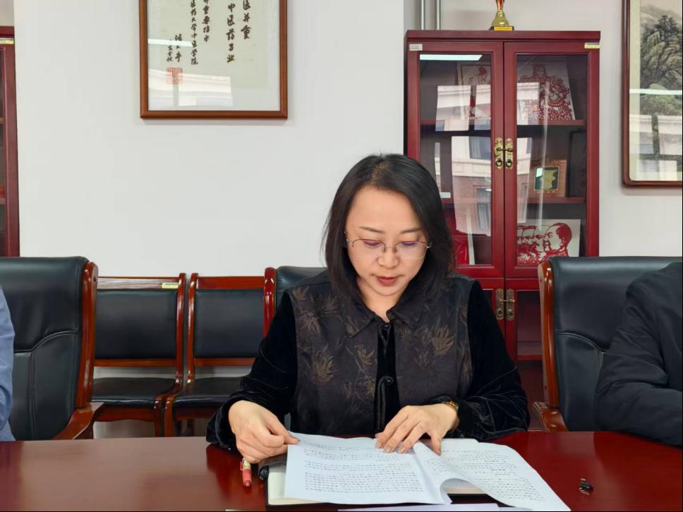 切实把思想和行动统一到中央和天津市委